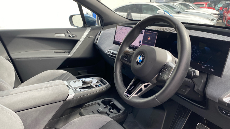 BMW iX 400kW xDrive60 M Sport 112kWh 5dr Auto [Skylounge] Electric Estate